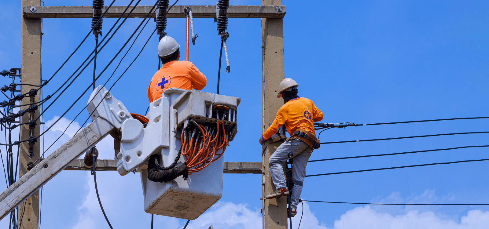 PJM picks partners for 300 mile Midwest electric transmission project