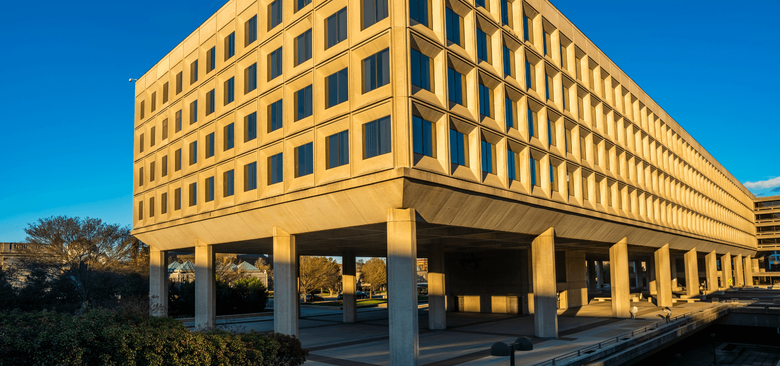 A Trump Overhaul of the Energy Dept. Breaks Up Clean Energy Offices